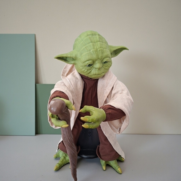Other - Interactive Animated Yoda Talking & Moving Star Wars Figure 16"